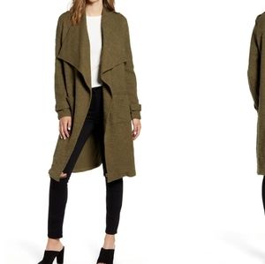 NWT BB Dakota Revolution Drapey Boucle Trench Coat